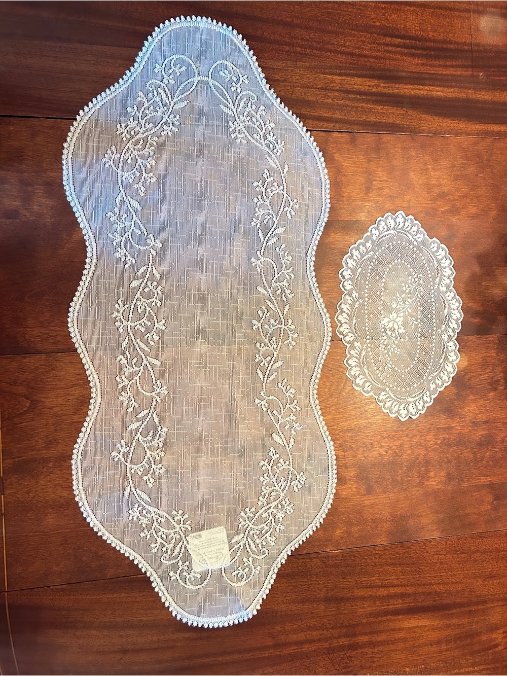 Heritage Lace Sheer Divine White Embroidery Table Runner NWT - Picture 9 of 11